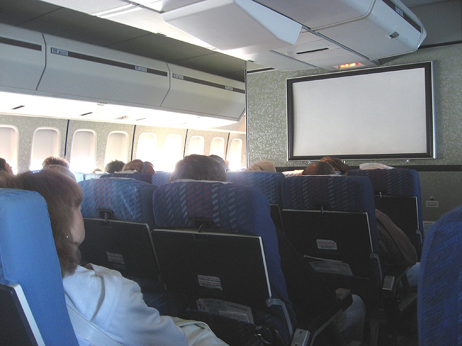 Пример салона эконом-класса Боинг-747 компании Трансаэро